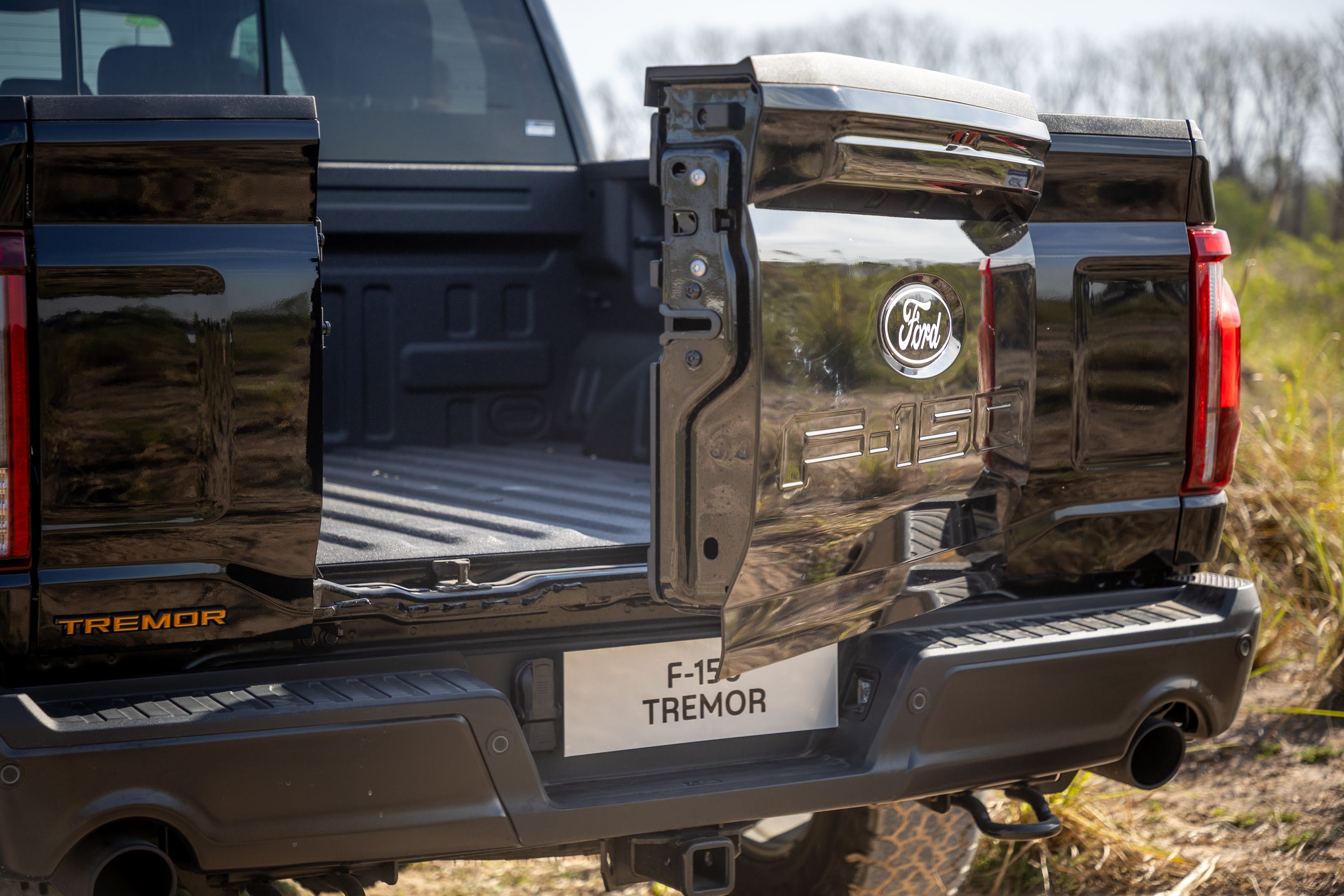 Ganchos de sujeción en caja de carga (BoxLink™)