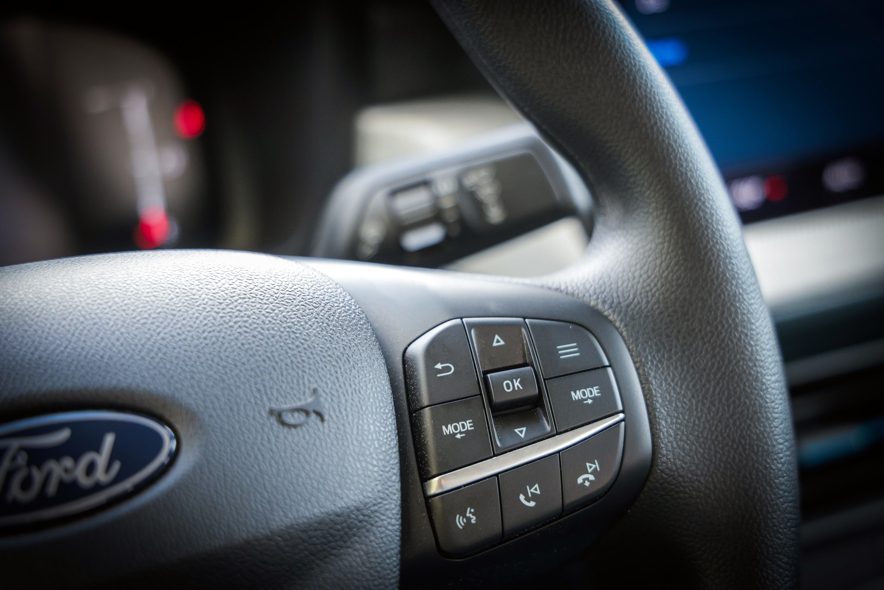 Volante Multifunción (comandos lado derecho)