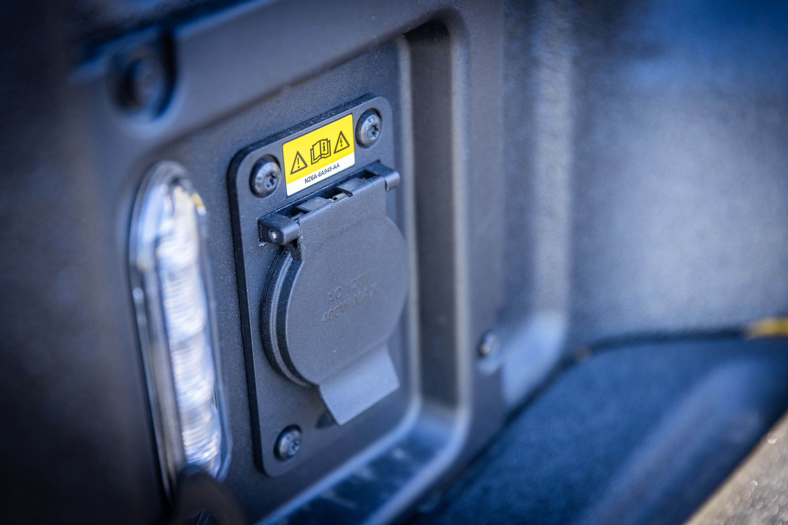 Enchufe de 120V (400Watts)