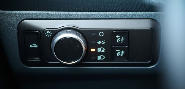 Encendido automático de luces