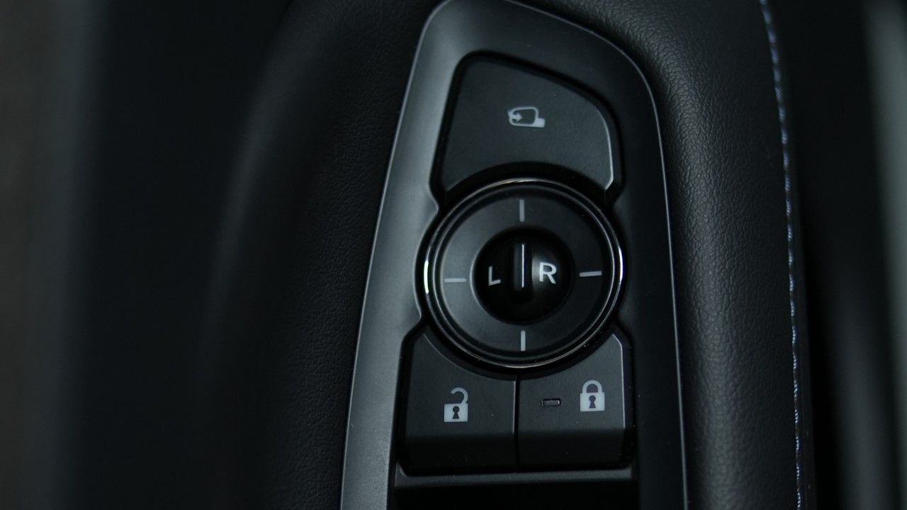 Espejos retrovisores ajustables eléctricamente